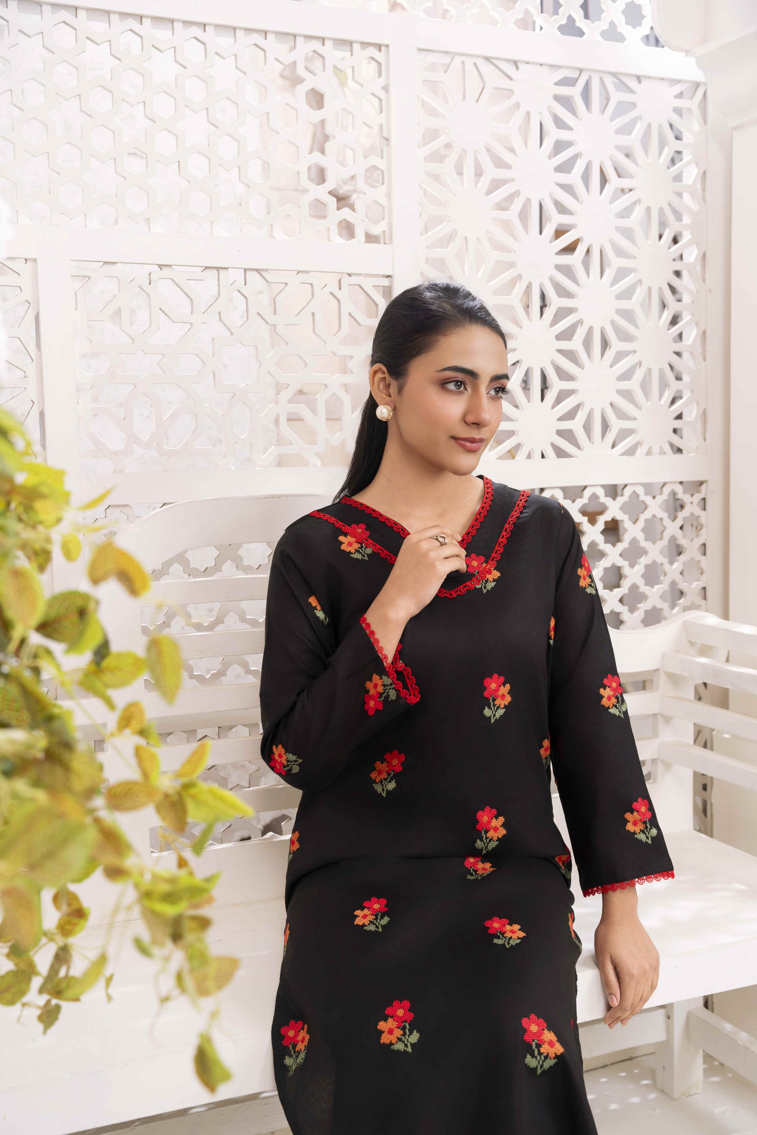 Black 2 Skin Embroidered Lawn
