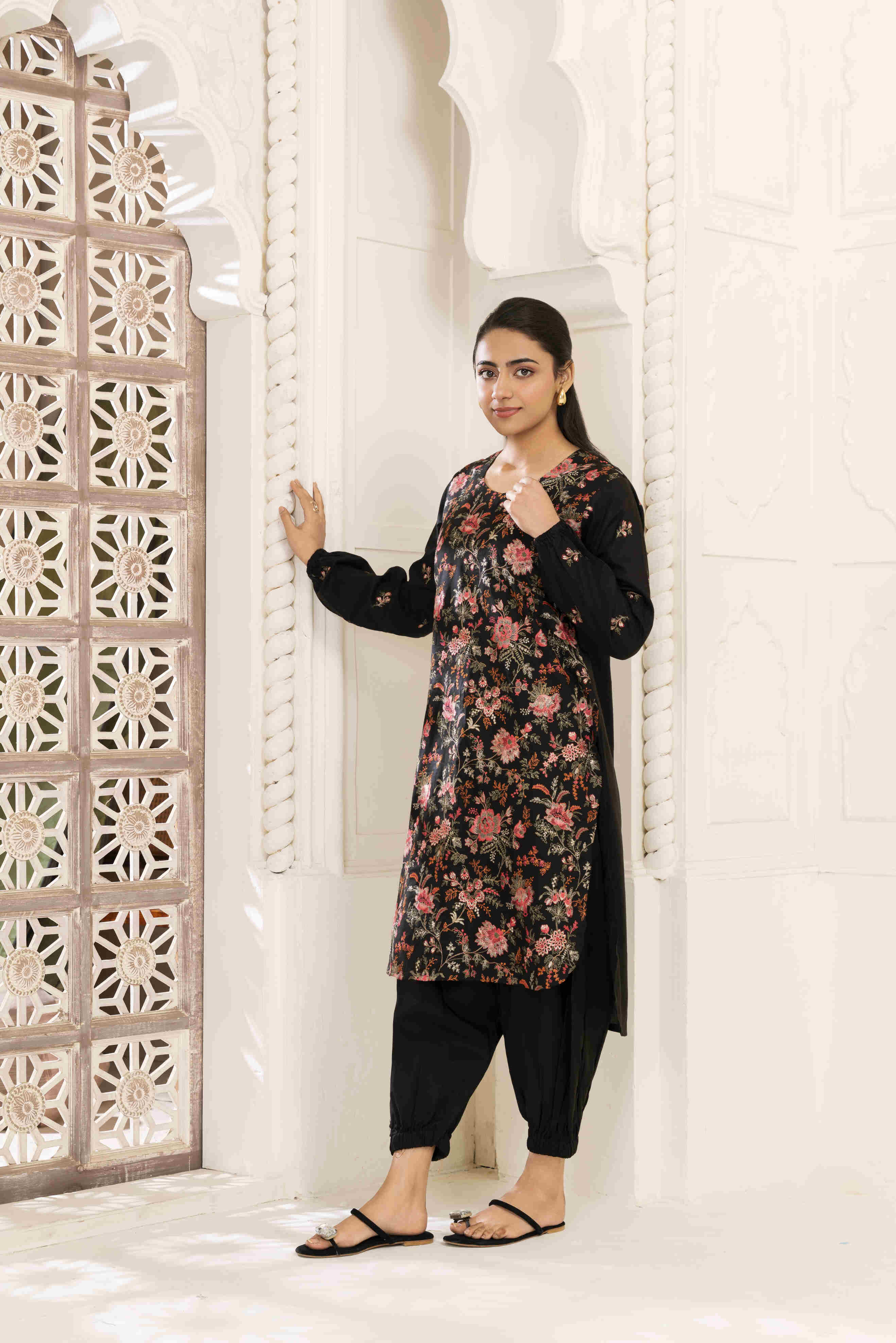 Black 4 Embroidered Lawn